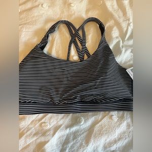 Lululemon energy bra